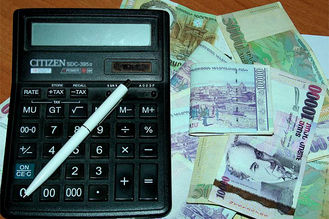 Armenian tax authorities collect 761.8 billion drams in taxes and duties in 5 months of 2022