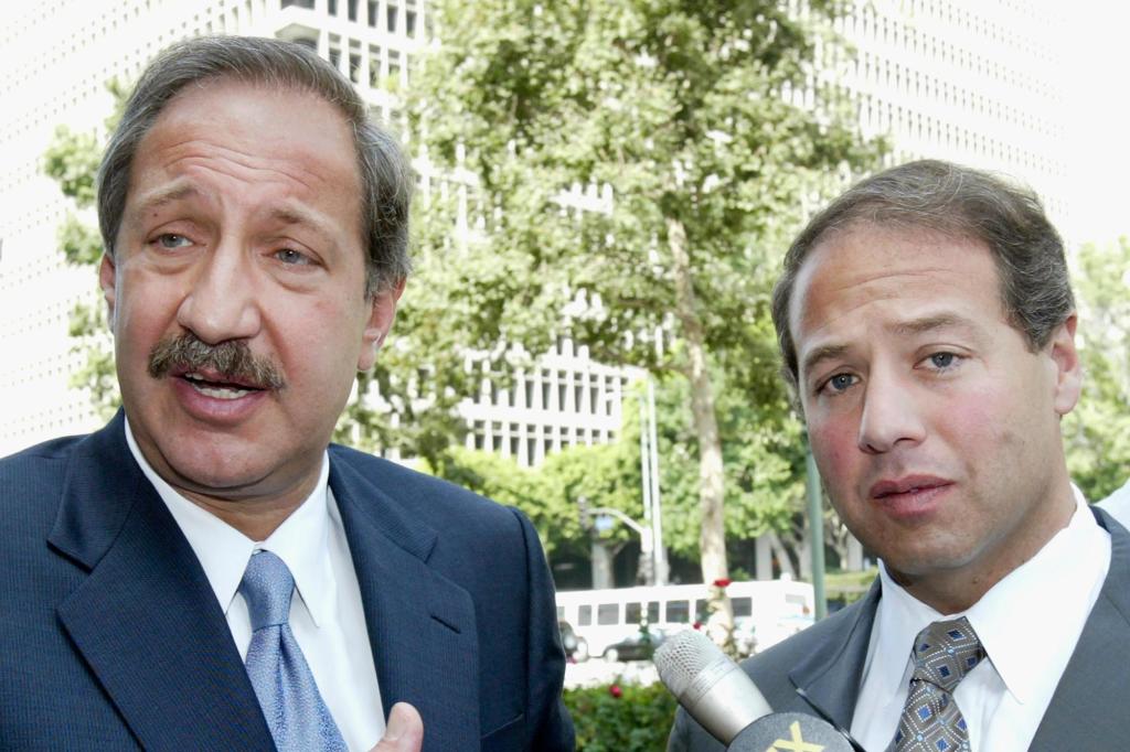 Celebrity attorney Mark Geragos subject of fraud probe