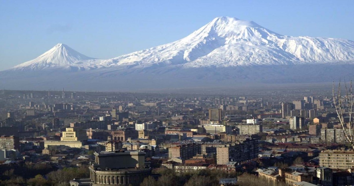 Armenians In Uproar After Removal Of Mount Ararat From Passport Stamps